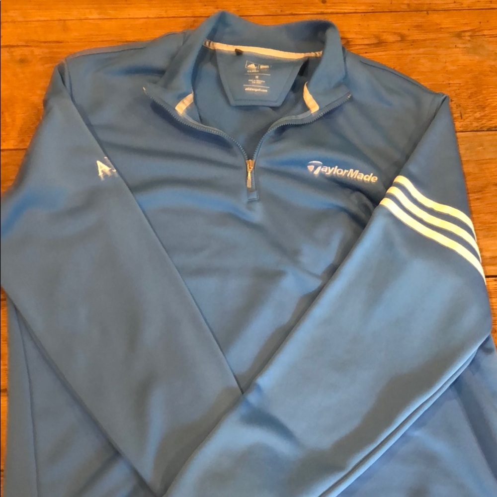 Men’s golf pull over.
